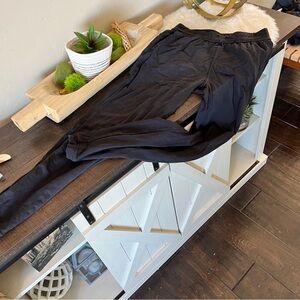 Lululemon Women’s Joggers Black Size 4 #504